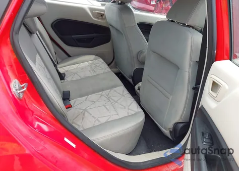 2013 Ford Fiesta Se z USA, uszkodzony, nr VIN 3FADP4BJ2DM162652